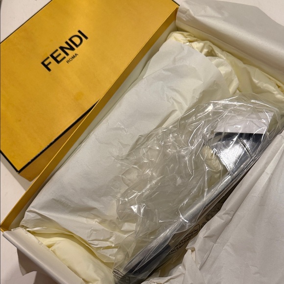 Fendi FFold Metallic Slide Sandals size EU 40 BNWB - Picture 4 of 9
